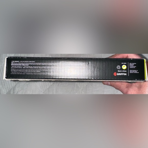 Survivor Griffin Heavy Duty All-Terrain Case for iPad Air New In Package - Picture 5 of 5